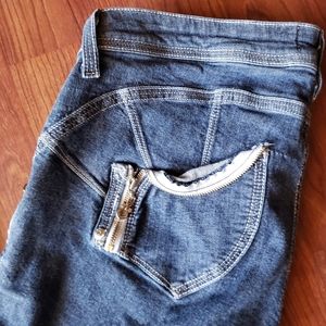 👖3/$20👖Watch List Jeans Size 11